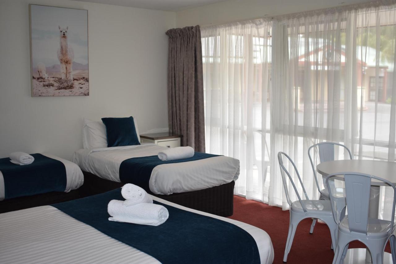 هيلسفيل Sanctuary House Resort Motel المظهر الخارجي الصورة