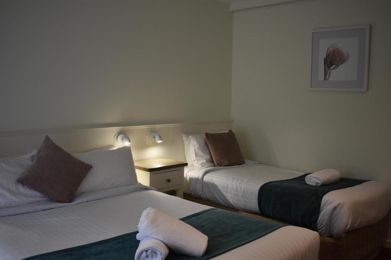 هيلسفيل Sanctuary House Resort Motel المظهر الخارجي الصورة