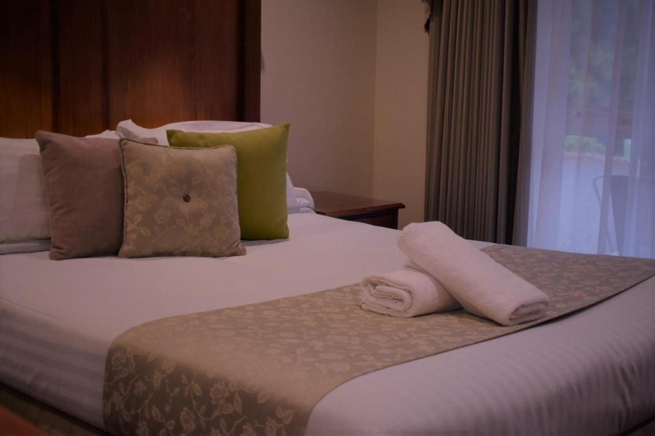 هيلسفيل Sanctuary House Resort Motel المظهر الخارجي الصورة