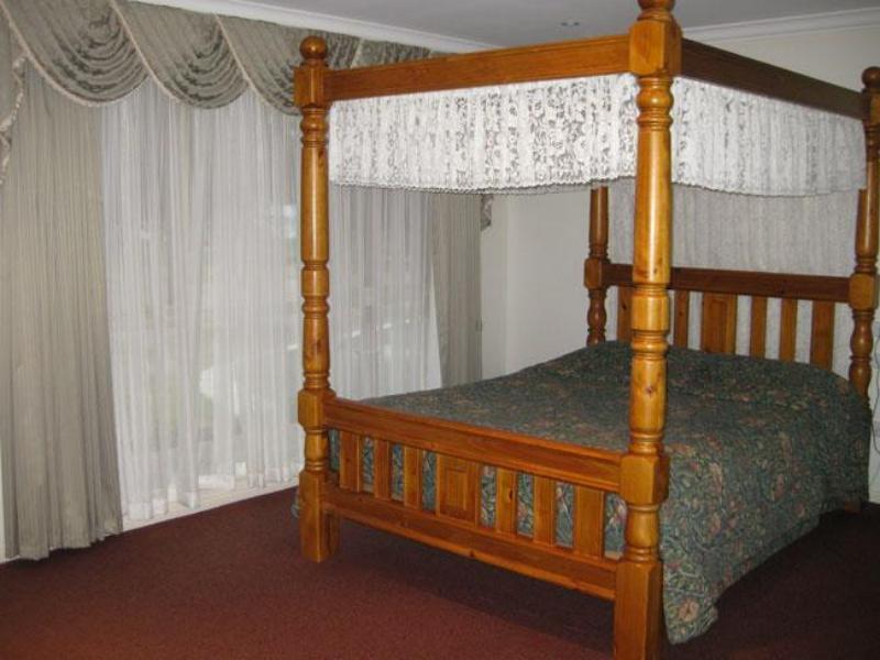 هيلسفيل Sanctuary House Resort Motel المظهر الخارجي الصورة
